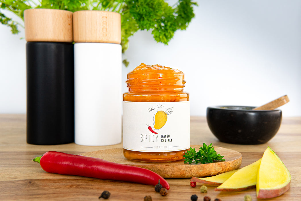 Gourmet Chutney Set für Feinschmecker | Spicy Mango Chutney, Lila Feigen Chutney, Zwiebel und Himbeere Chutney (3 x180g)